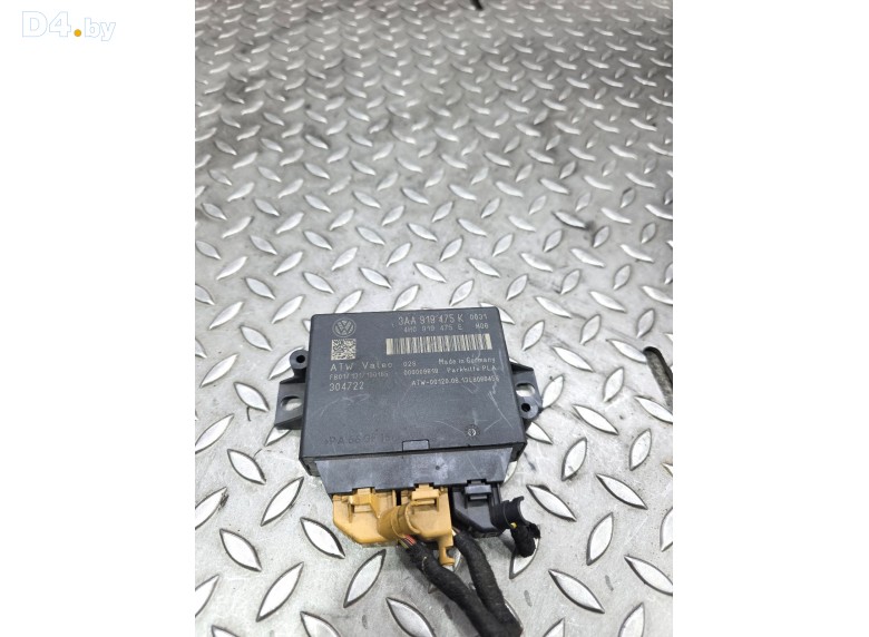 Блок управления парктрониками к Volkswagen Touran undefined г.