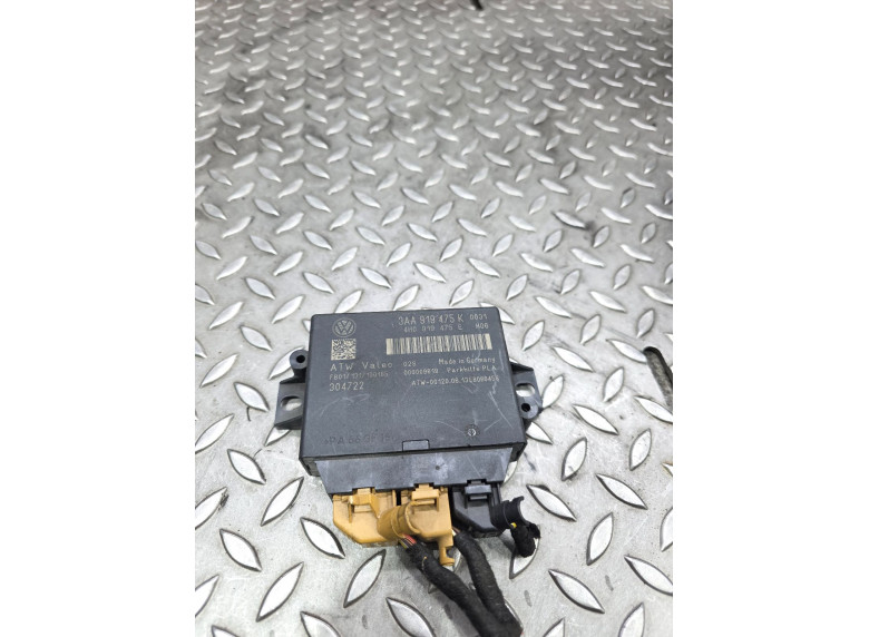 Блок управления парктрониками к Volkswagen Touran, 2013г.