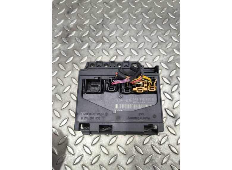 Блок комфорта к Volkswagen Passat, 2006г.