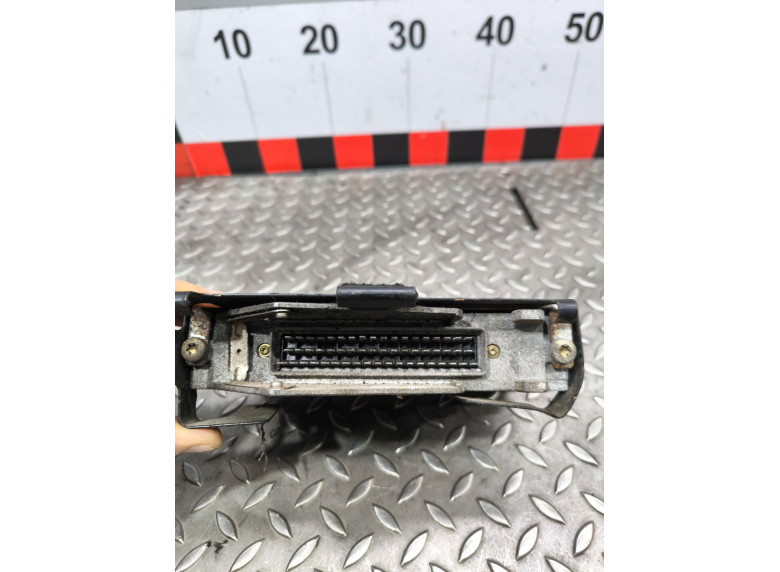 Блок ABS к Volkswagen Passat, 1993г.