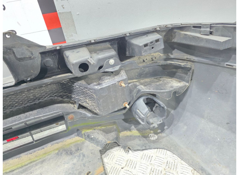 Усилитель бампера переднего к Citroen Jumpy, 2005г.