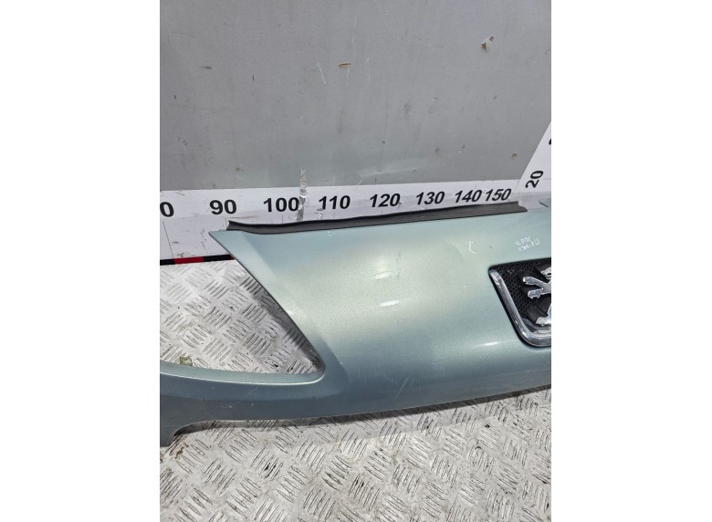 Решетка радиатора к Решетка радиатора к Peugeot 1007 undefined г. 1007