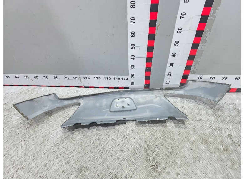 Решетка радиатора к Решетка радиатора к Peugeot 1007 undefined г. 1007