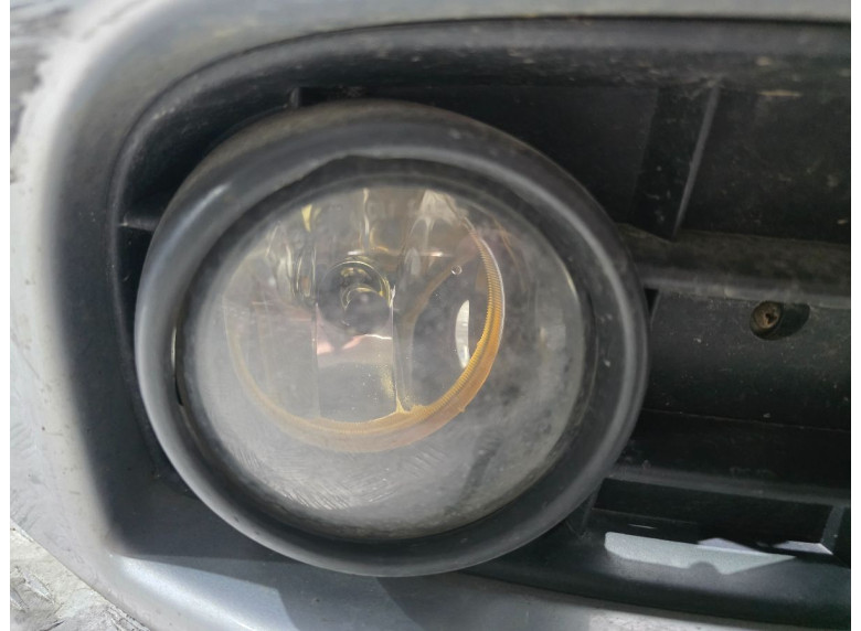 Фара противотуманная правая к Volkswagen Golf, 2005г.