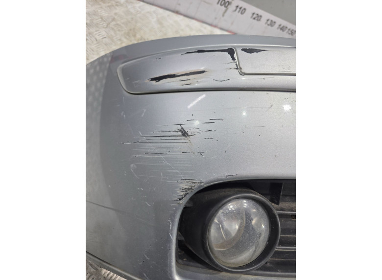 Бампер передний к Volkswagen Golf, 2005г.