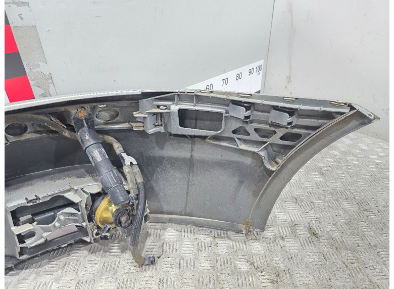 Бампер передний к Volkswagen Golf, 2005г.