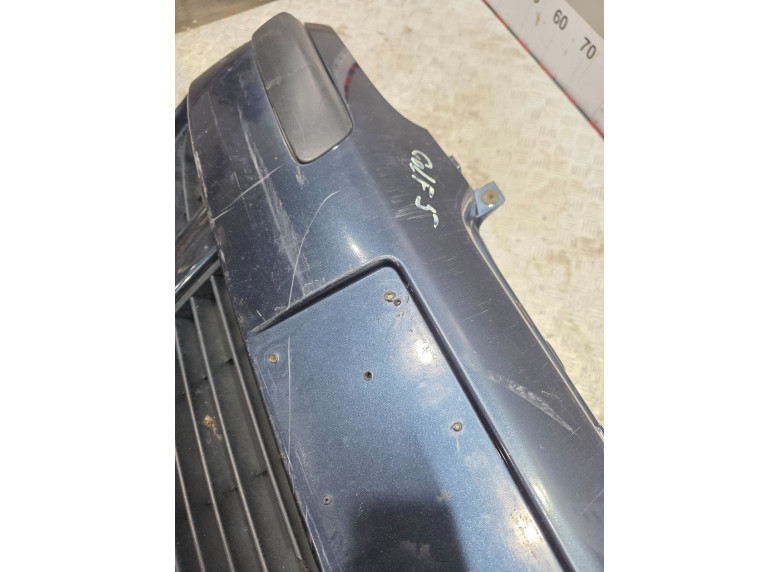 Бампер передний к Volkswagen Golf, 2006г.