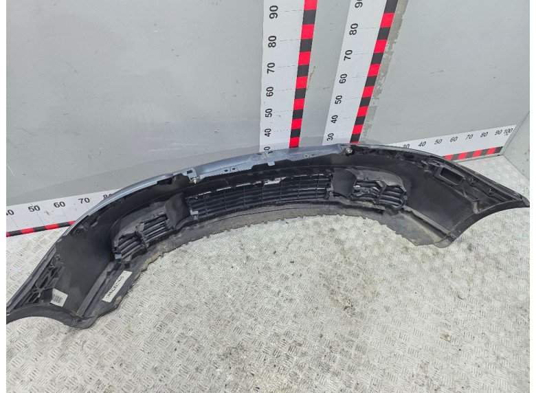 Бампер передний к Volkswagen Golf, 2006г.