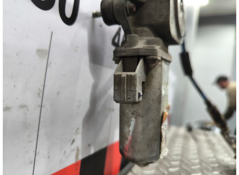 Стеклоподъемник электрический передний правый к Стеклоподъемник электрический передний правый к Peugeot 406 undefined г. 406