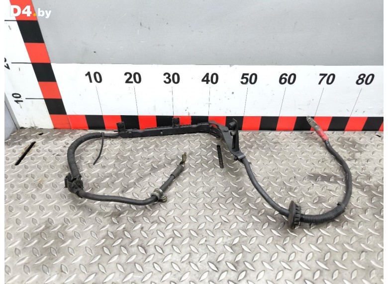 Клемма аккумулятора плюс к Volkswagen Passat undefined г.