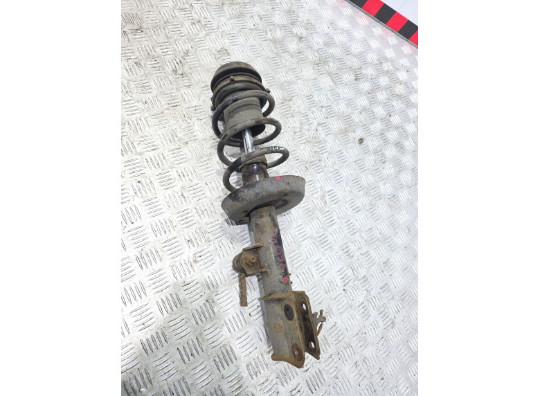 Амортизатор передний правый к Opel Vectra, 1998г.