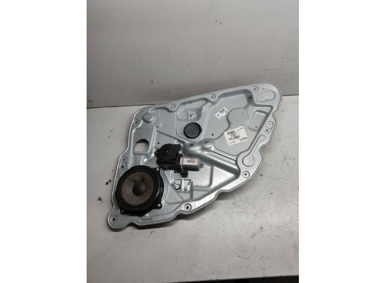 Стеклоподъемник электрический задний правый к Alfa Romeo 159, 2010г.