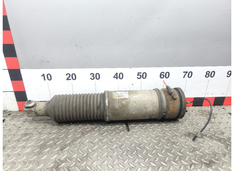 Пневмостойка задняя к BMW 7 E65/E66, 2002г.