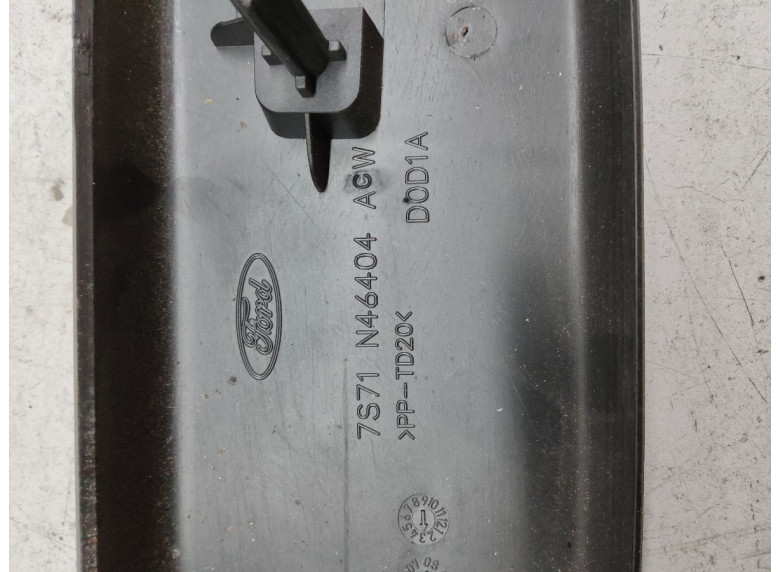 Накладка двери (крышки) багажника к Ford Mondeo, 2011г.
