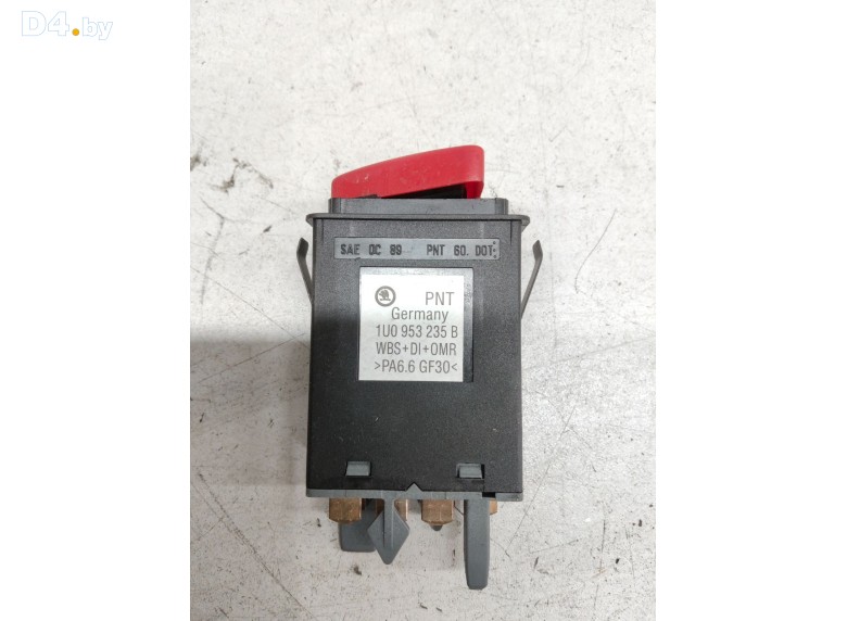 Кнопка аварийной сигнализации к Skoda Octavia undefined г.