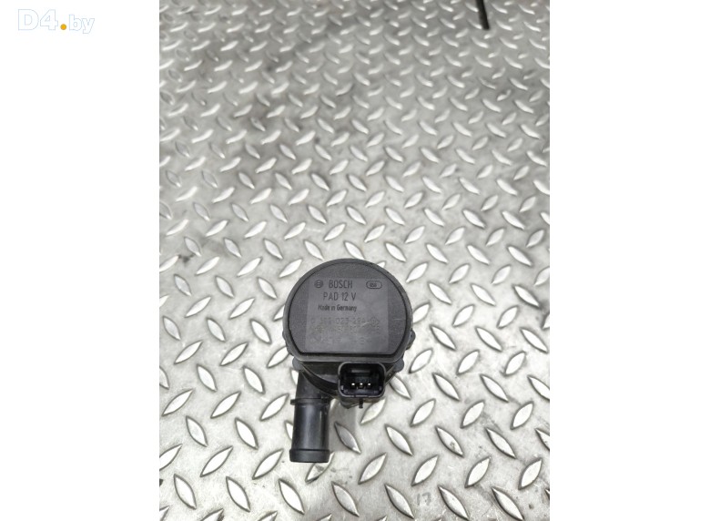 Насос антифриза дополнительный к Renault Megane undefined г.