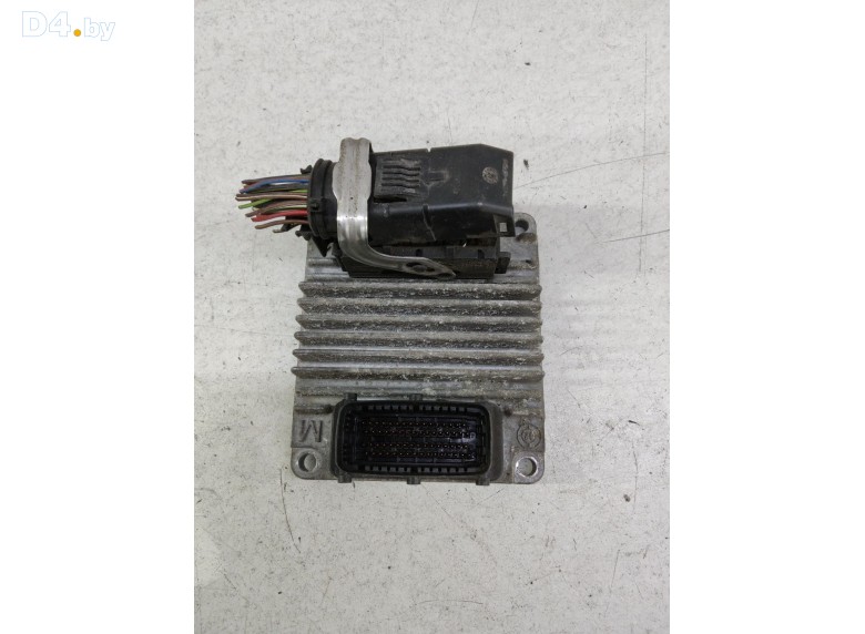 Блок управления двигателем к Opel Meriva undefined г.