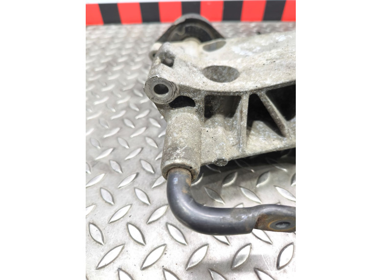 Натяжитель ремня генератора к Volkswagen Passat, 1998г.