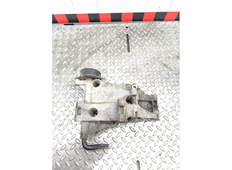 Натяжитель ремня генератора к Volkswagen Passat, 1998г.