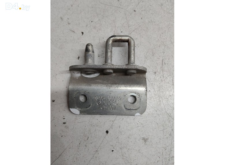 Ответная часть замка багажника к Mercedes Sprinter undefined г.