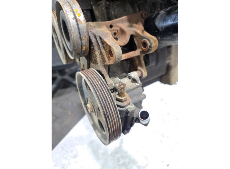 Насос гидроусилителя руля к Насос гидроусилителя руля к Peugeot 406 undefined г. 406