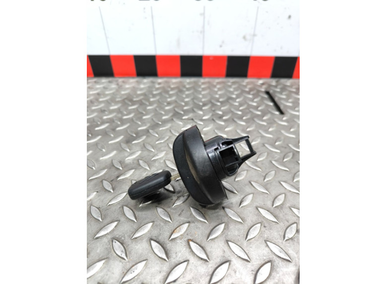 Пробка топливного бака к Citroen C3 Picasso, 2009г.