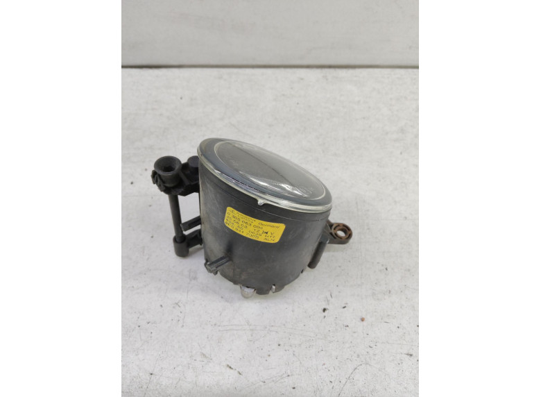 Фара противотуманная правая к Audi A4, 2003г.