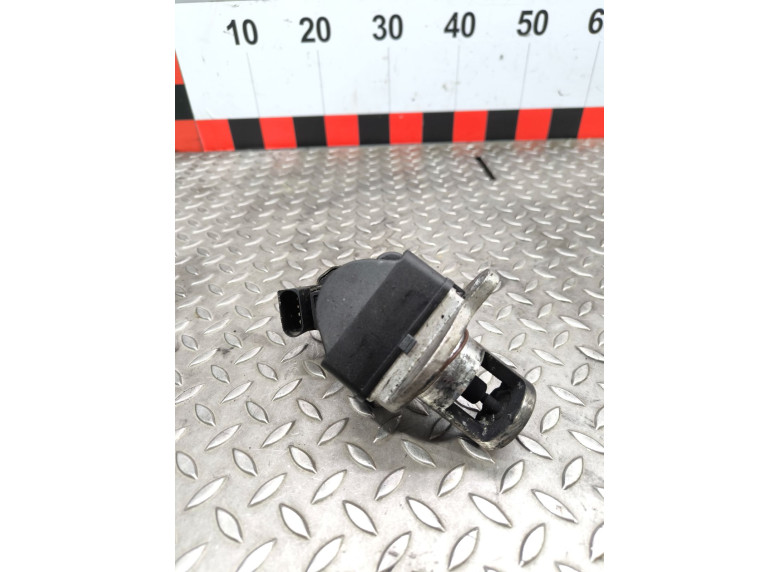 Клапан EGR к Клапан EGR к Mercedes VitoW639 undefined г. Vito W639