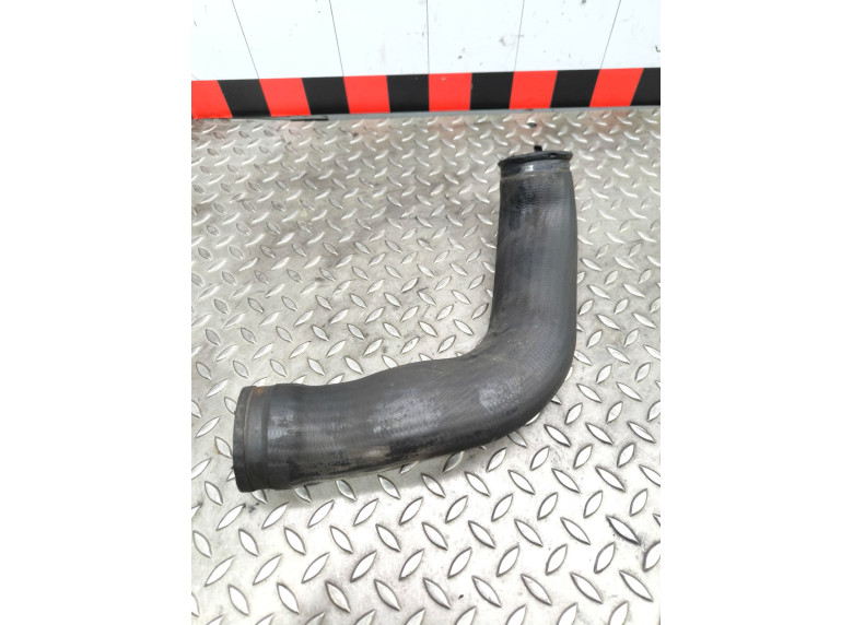 Патрубок интеркулера к Mercedes Vito W639