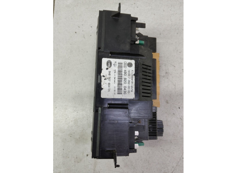 Блок управления печки/климат-контроля к Audi A6, 1997г.