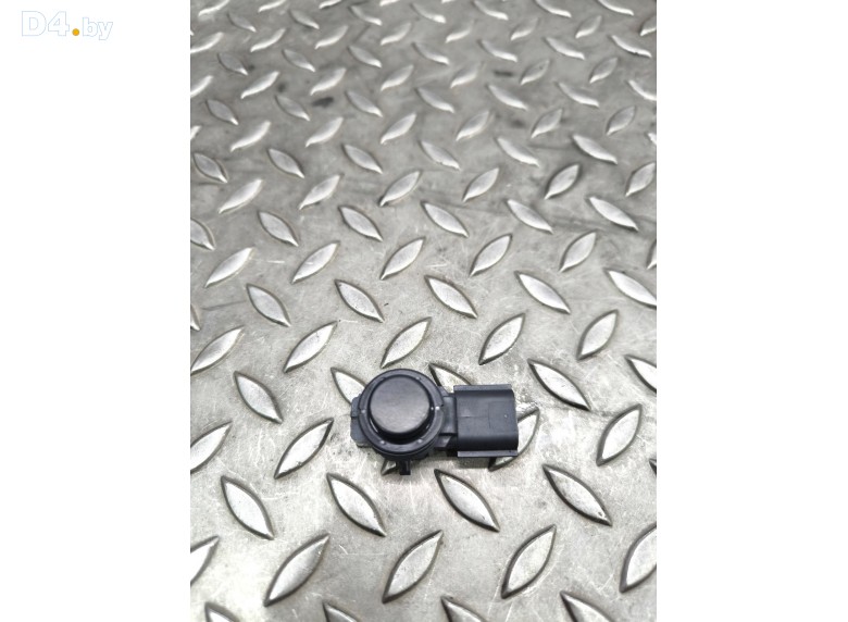 Датчик парктроника к Renault Megane undefined г.