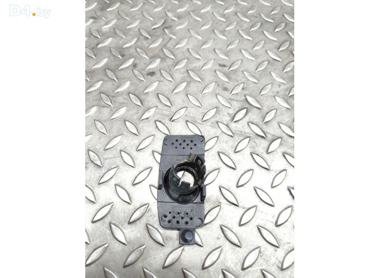 Подиум крепления датчика парктроника к Renault Megane undefined г.