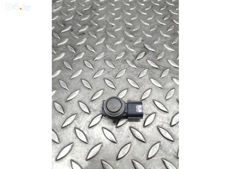 Датчик парктроника к Renault Megane undefined г.