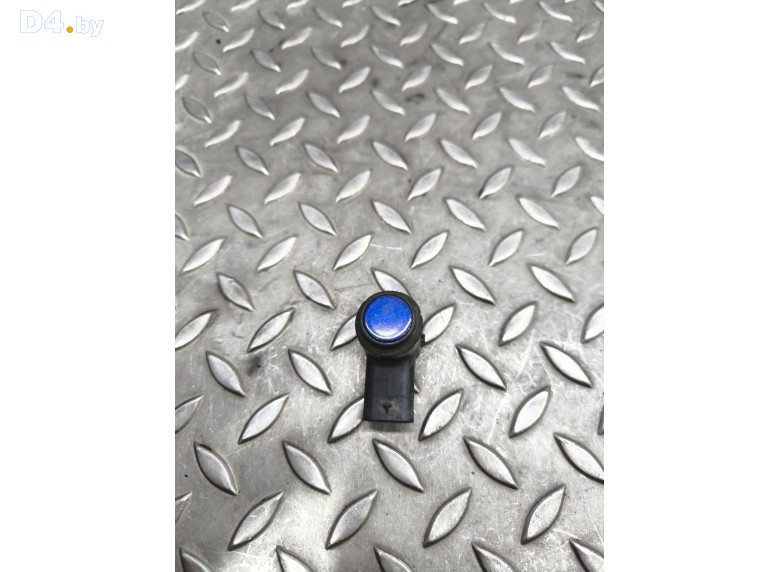 Датчик парктроника к Volkswagen Polo undefined г.