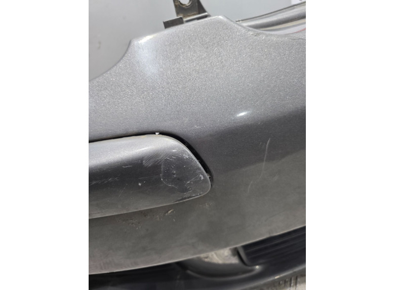 Бампер передний к Volkswagen Golf, 2005г.