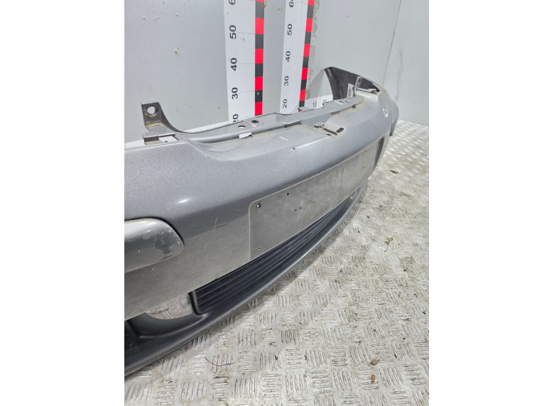 Бампер передний к Volkswagen Golf, 2005г.