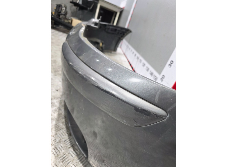 Бампер передний к Volkswagen Golf, 2005г.