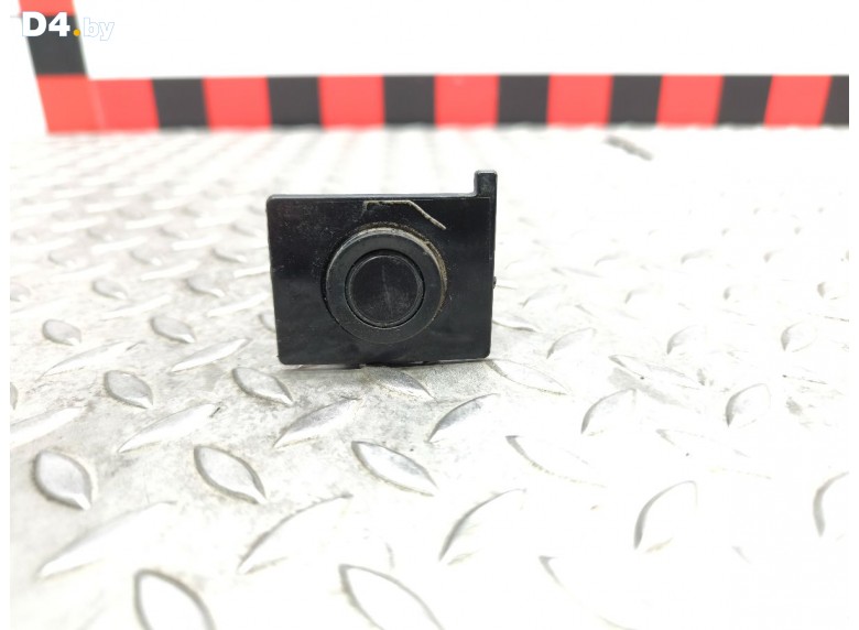 Датчик парктроника к Volkswagen Caddy undefined г.