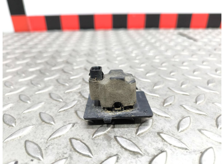 Датчик парктроника к Volkswagen Caddy, 2012г.