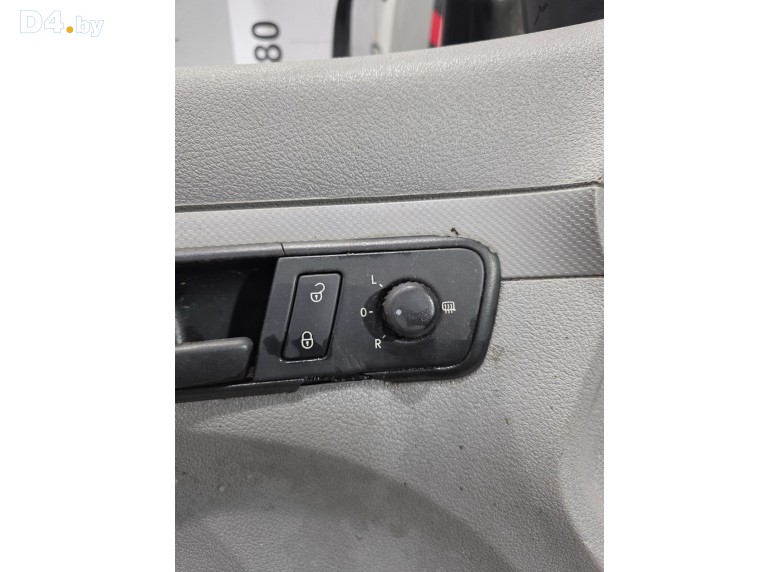 Джойстик регулировки зеркал к Volkswagen Caddy undefined г.