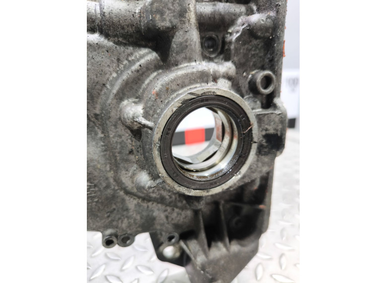 Крышка двигателя передняя к Opel Astra, 2006г.