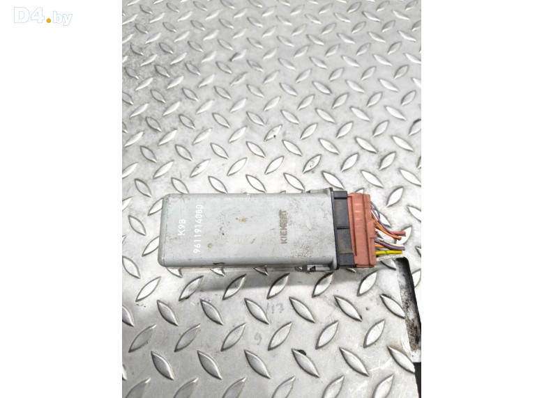 Блок управления центральным замком к Peugeot 406 undefined г.