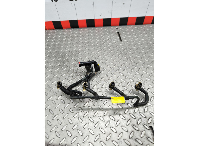 Трубка обратки форсунок к Renault Megane, 2012г.