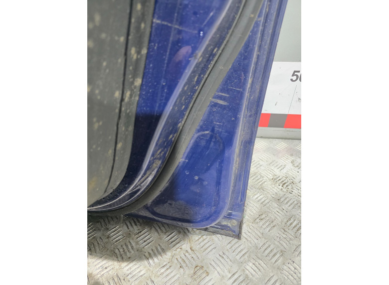 Дверь передняя правая к Volkswagen Passat, 2007г.