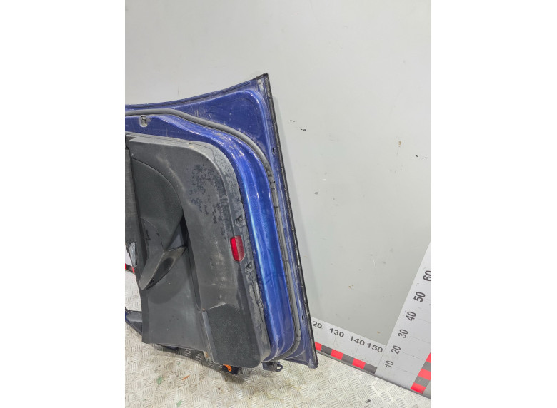 Дверь передняя правая к Volkswagen Passat, 2007г.