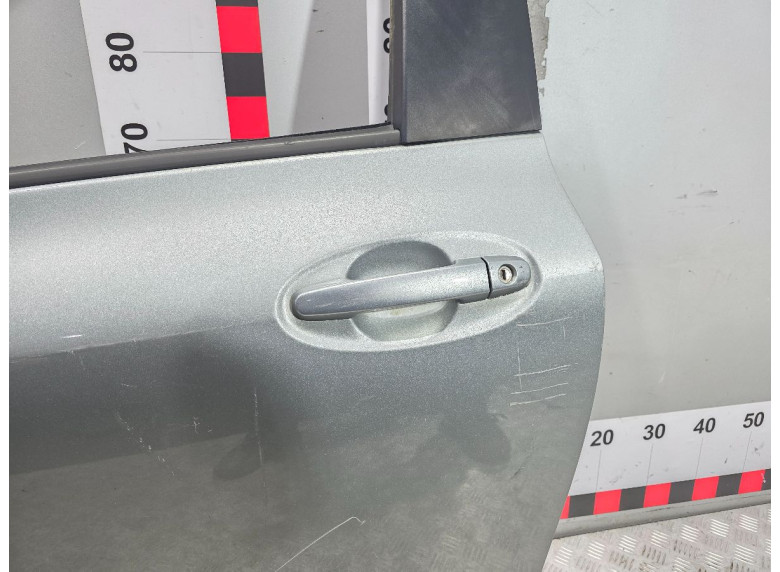 Ручка наружная передняя левая к Toyota Yaris, 2006г.