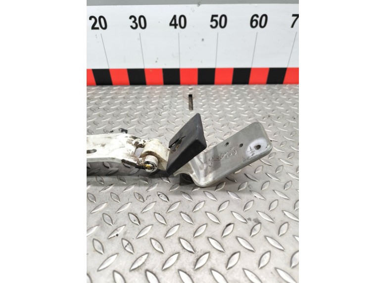 Петля двери задней левой к Петля двери задней левой к Renault Master undefined г. Master