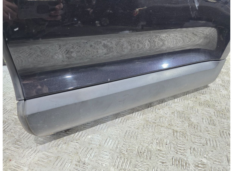 Дверь задняя левая к Volkswagen Touareg, 2005г.