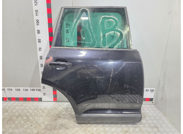 Стекло двери задней правой к Volkswagen Touareg, 2005г.
