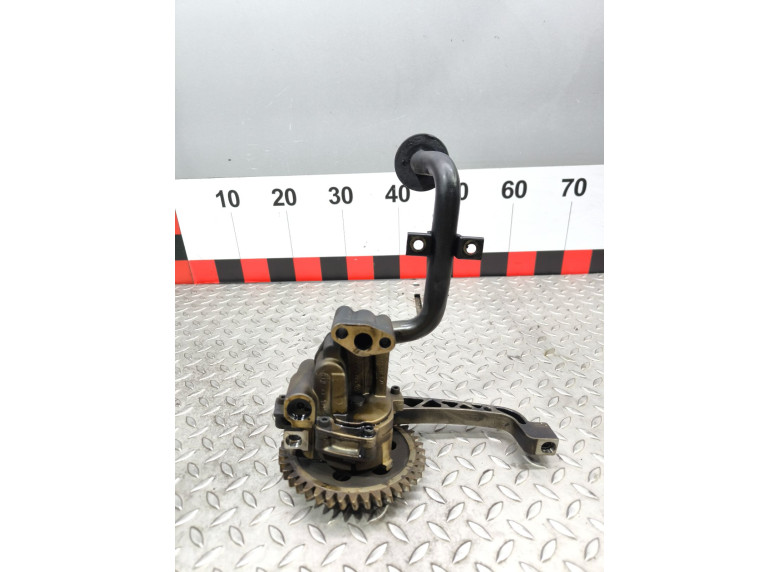 Насос масляный к Volkswagen Transporter, 2004г.